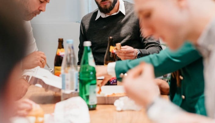 Menschen am essen
